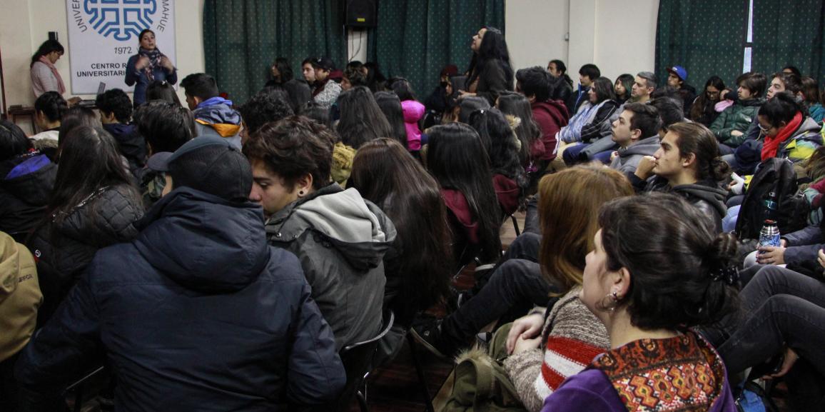 La UNCo Bariloche difunde sus carreras a los estudiantes secundarios